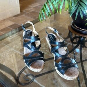 Women’s Born Black Sandals.  Size 10z